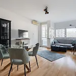 Heart And Soul Apartment